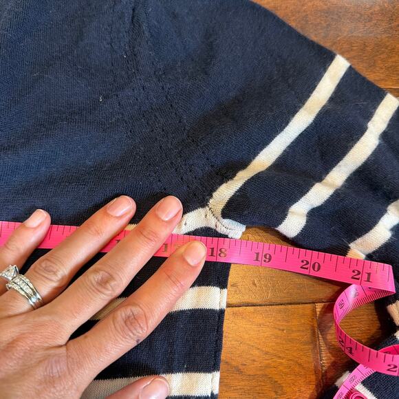 Banana Republic Merino Wool Cardigan Sweater Navy Blue Striped Size Medium - Picture 4 of 7